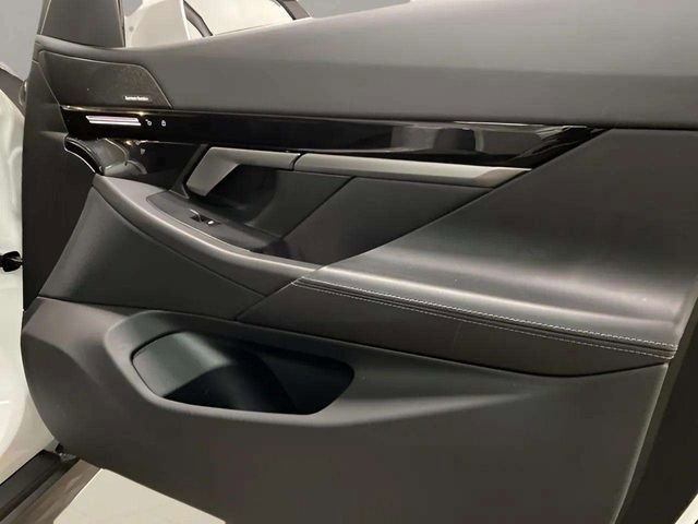 Used 2025 BMW 530i image 79