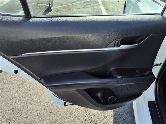Used 2024 Toyota Camry LE image 8