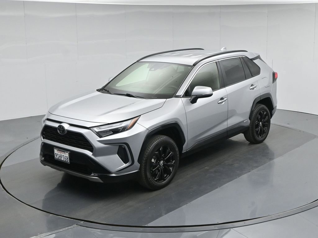 Used 2025 Toyota RAV4 SE AWD/4WD image 39