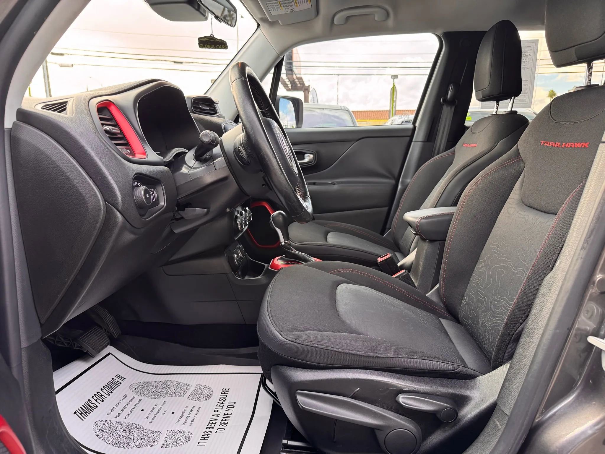 Used 2016 Jeep Renegade Trailhawk image 11