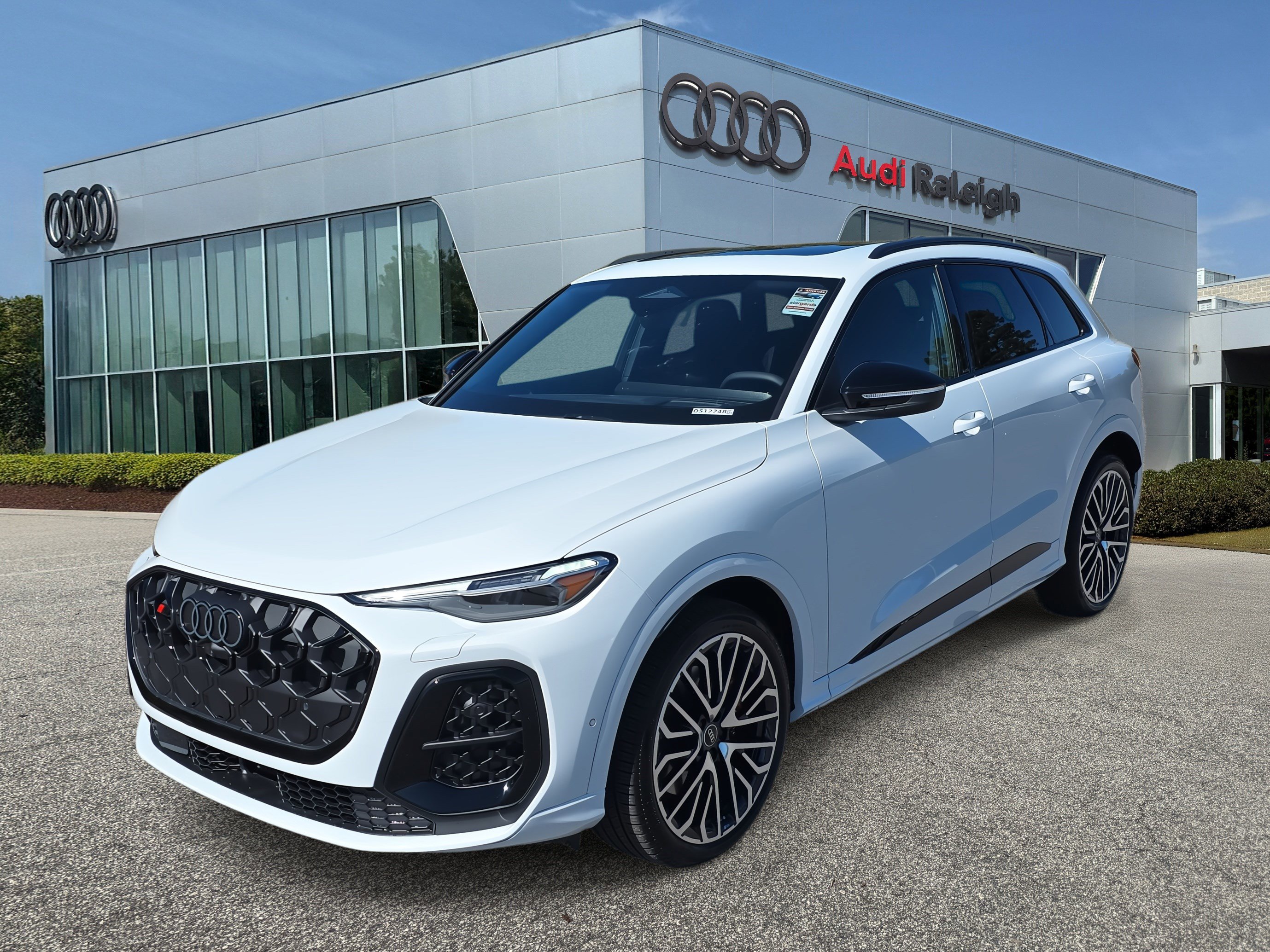 New 2025 Audi SQ5 Premium Plus image 1