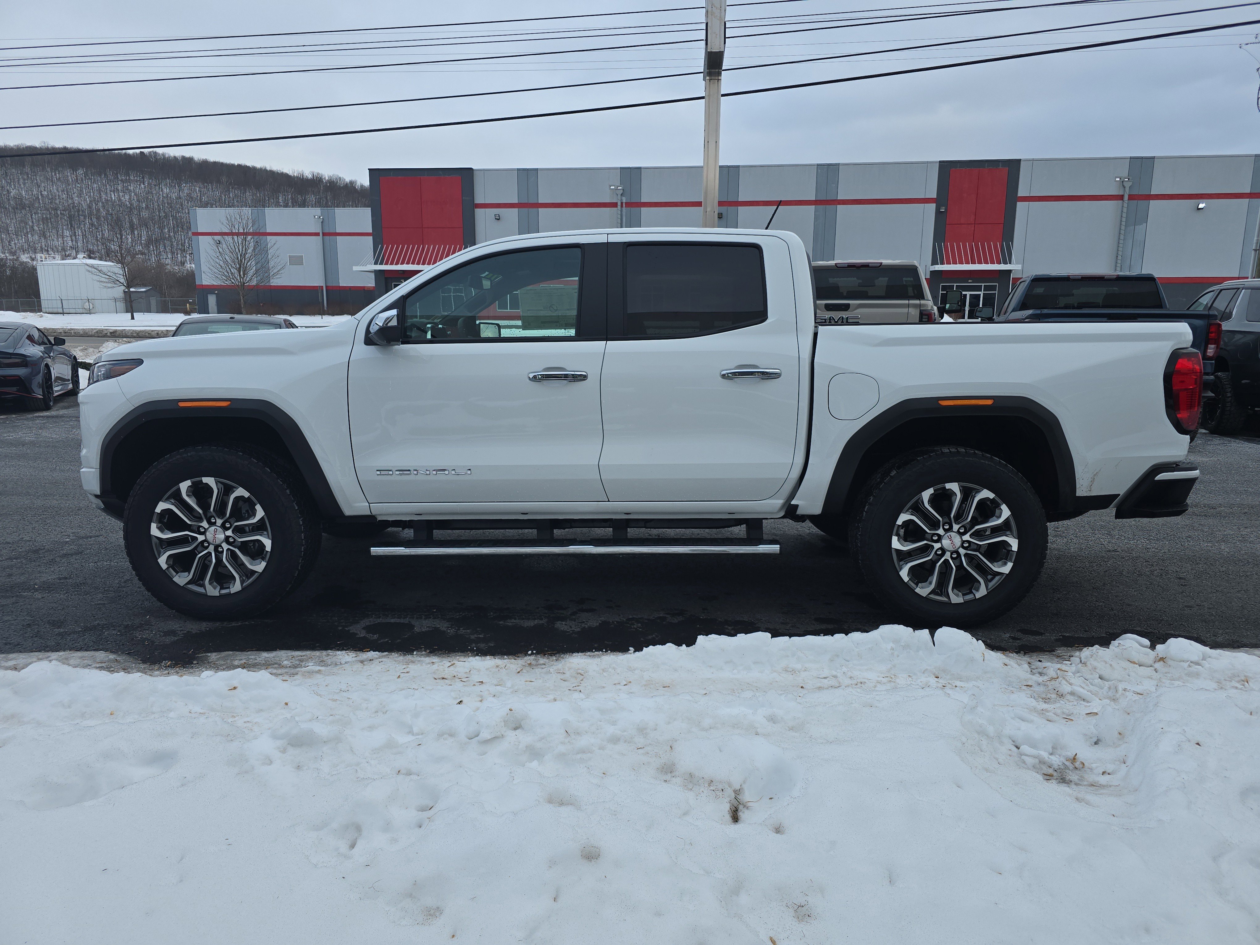 New 2026 GMC Canyon Denali image 6