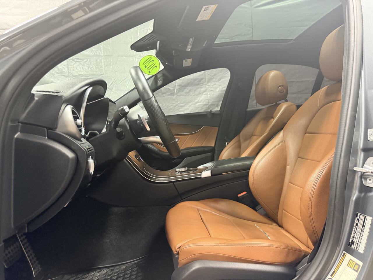 Used 2020 Mercedes-Benz C 300 C 300 4MATIC AWD 4dr Sedan image 11