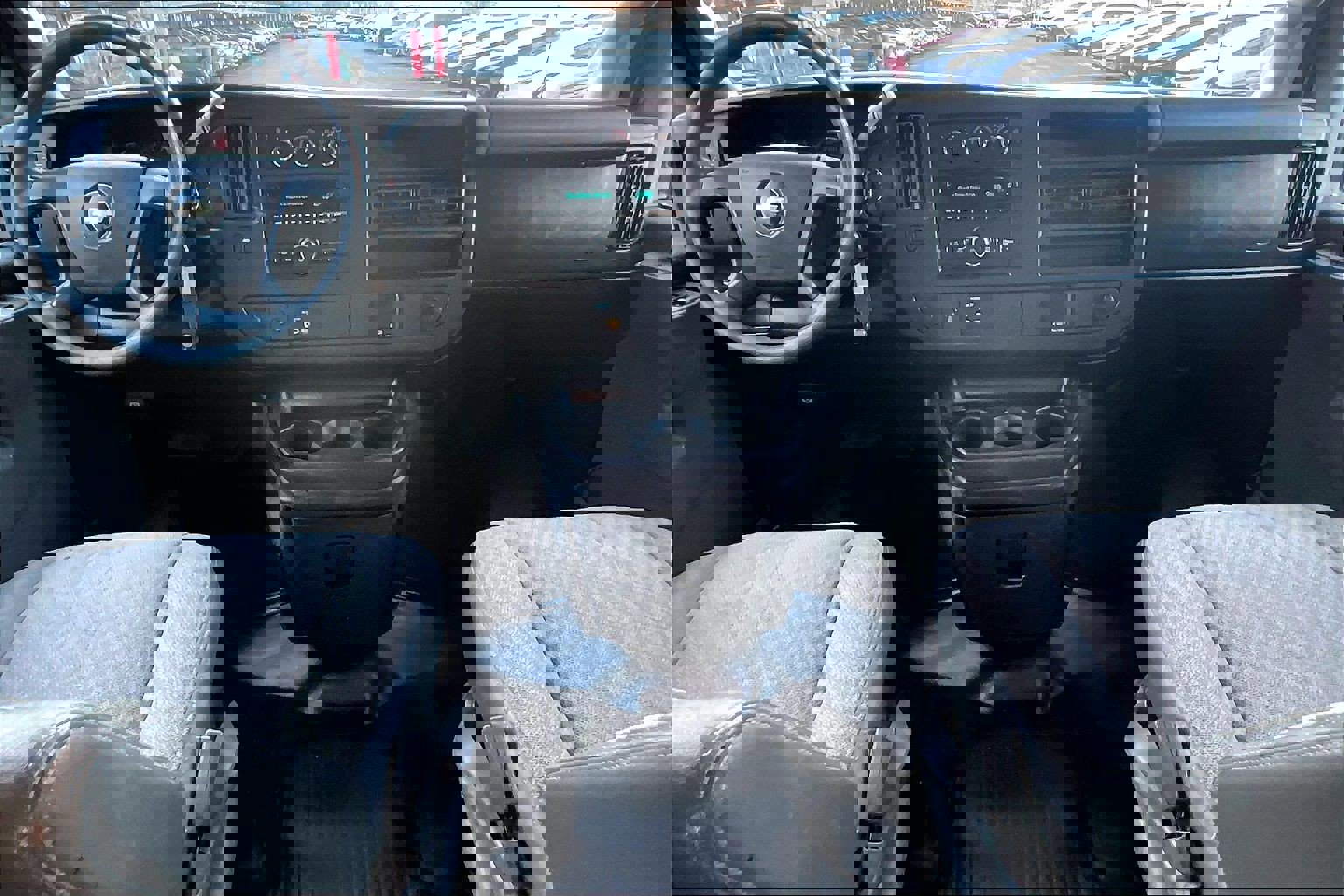 Used 2017 Chevrolet Express 3500 image 13