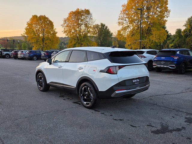 New 2026 Kia Sportage S image 5