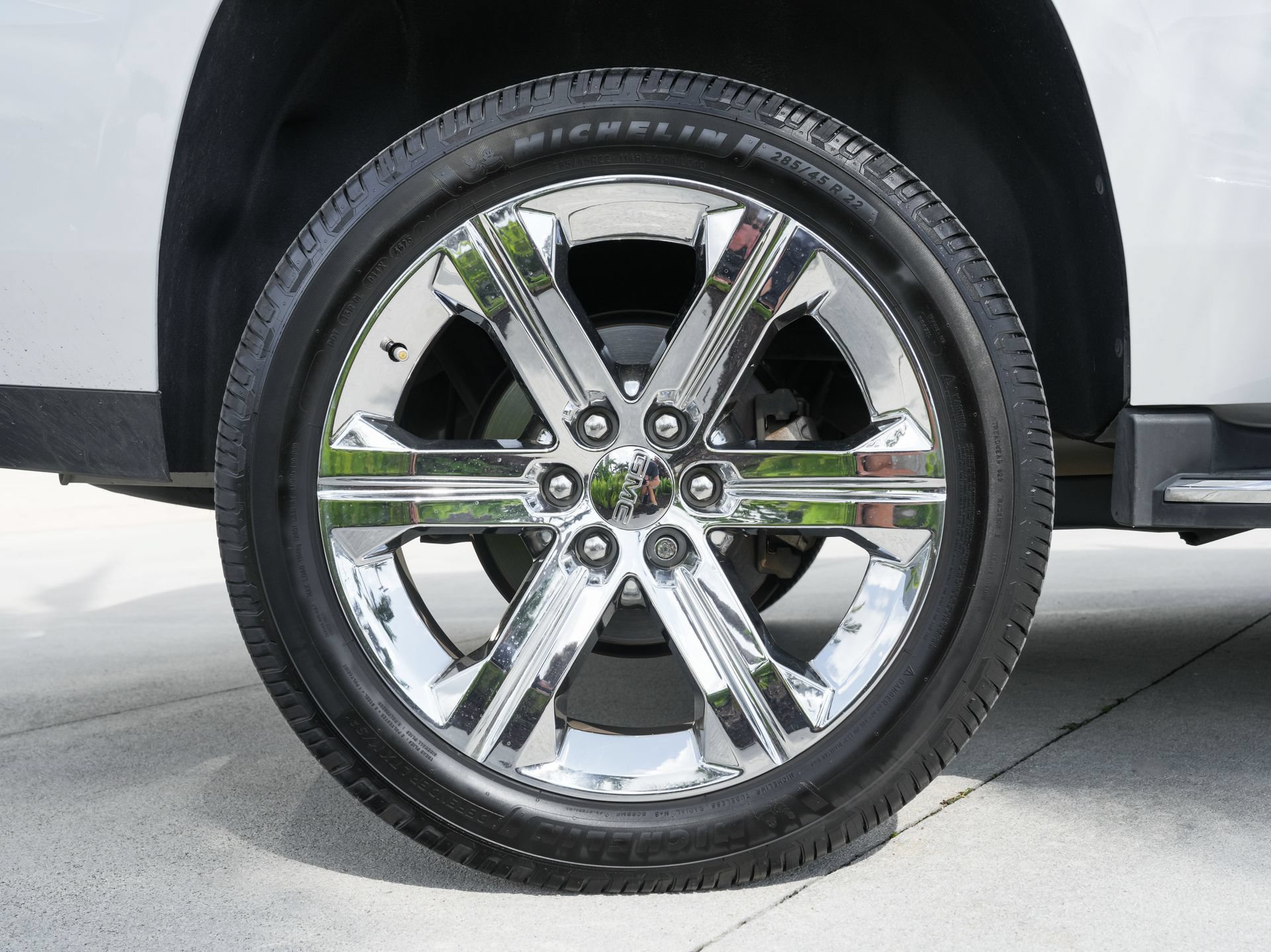 Used 2018 GMC Yukon SLT RWD image 13