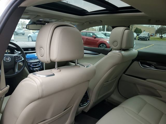 Certified 2013 Cadillac XTS Premium image 9