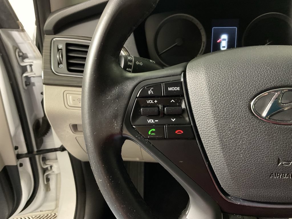 Used 2016 Hyundai Sonata Limited w/ Option Group 05 FWD image 28