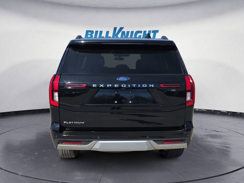 Used 2025 Ford Expedition Platinum image 4