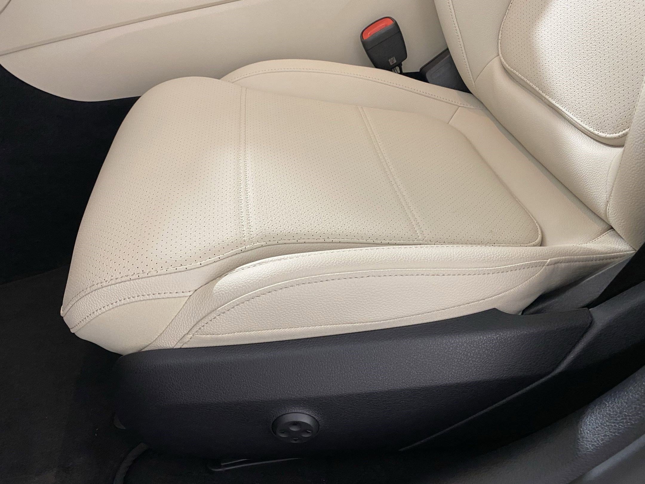 Used 2025 Mercedes-Benz C 300 C 300 image 12