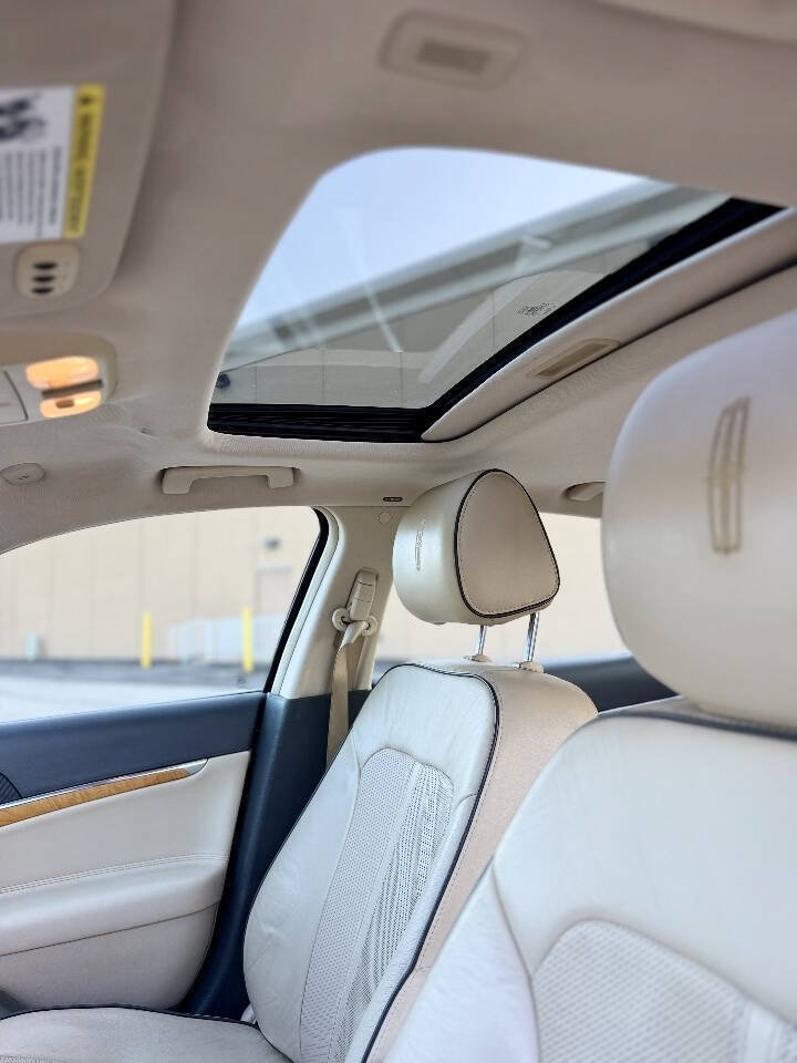 Used 2011 Lincoln MKZ w/ 102A Rapid Spec Order Code FWD image 19