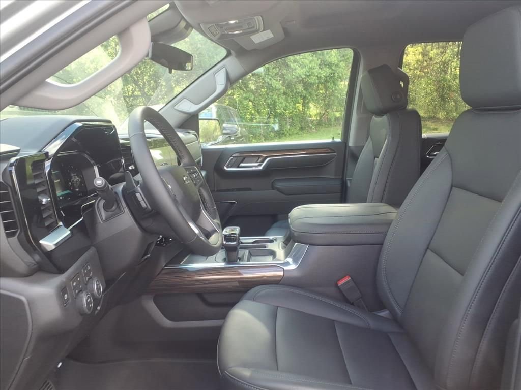 New 2026 Chevrolet Silverado 1500 LT Trail Boss w/ Convenience Package II AWD/4WD image 9