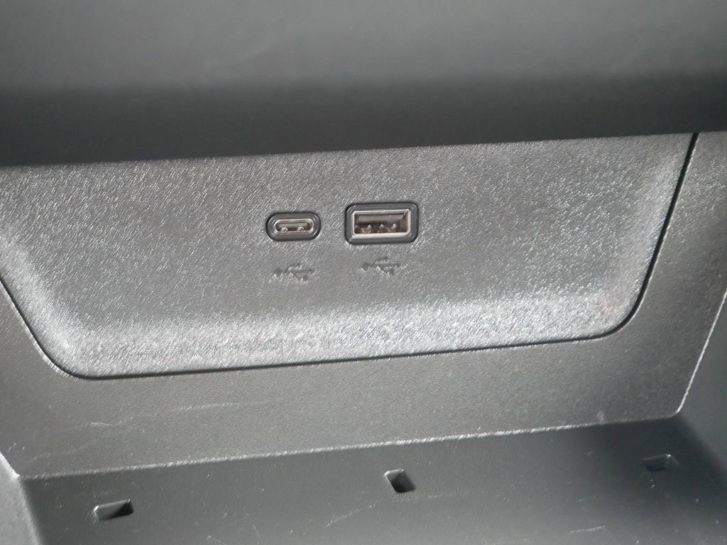 Used 2025 Chevrolet Equinox LT image 20