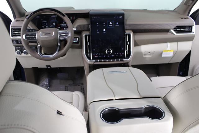 Used 2026 GMC Yukon Denali w/ Denali Reserve Package image 13