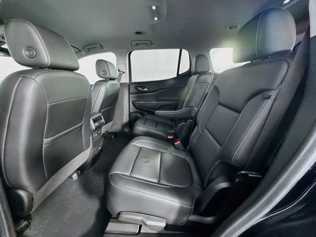 Used 2022 GMC Acadia SLT w/ Technology Package FWD image 26