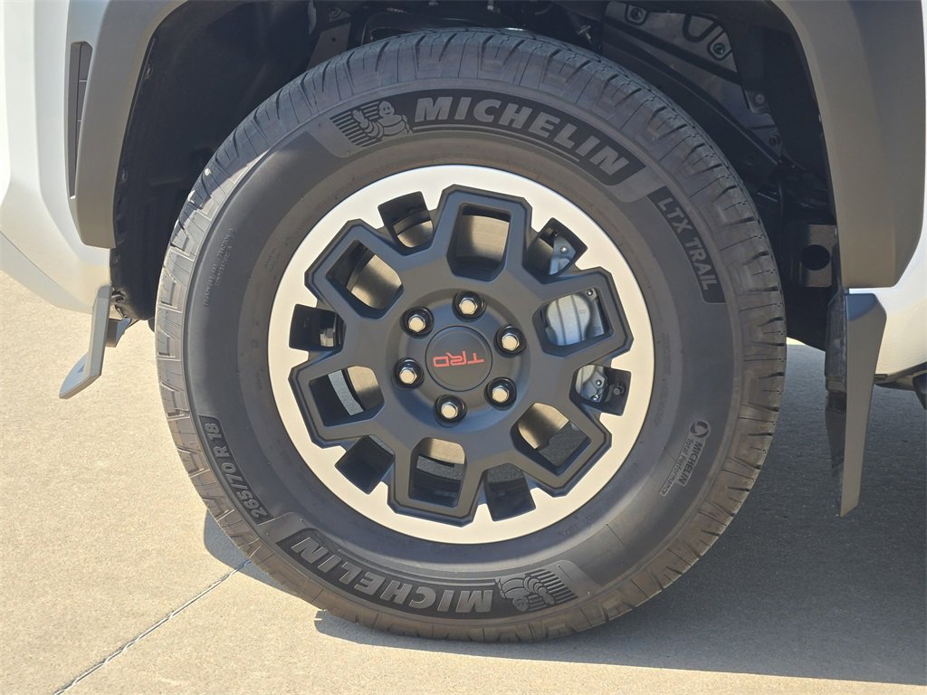 Used 2025 Toyota 4Runner TRD Off-Road image 27