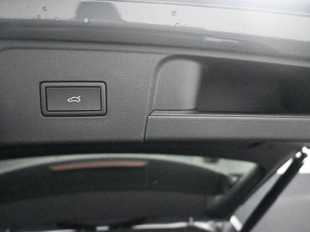 New 2026 Volkswagen Atlas SEL image 26
