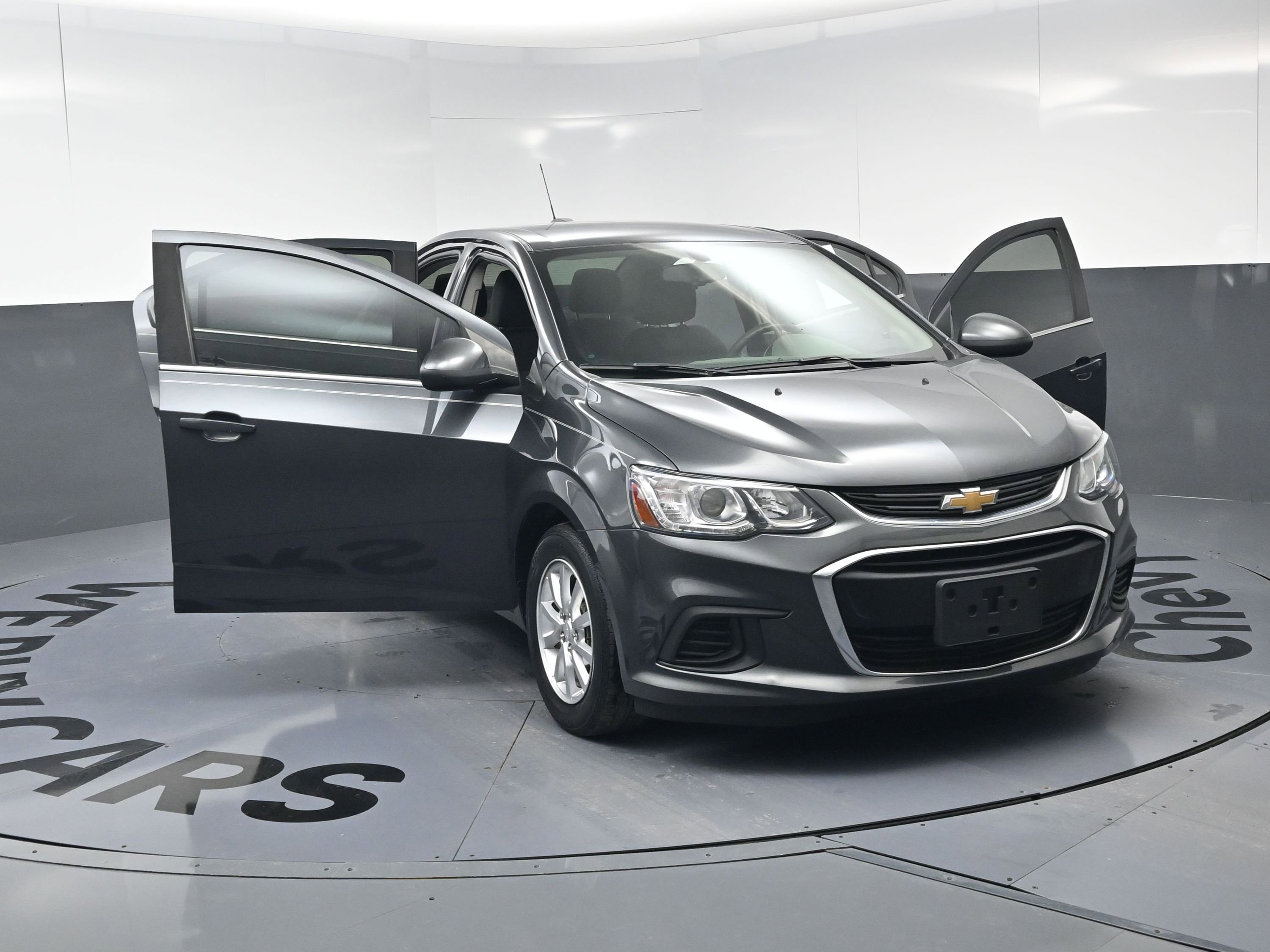 Used 2020 Chevrolet Sonic LT image 21