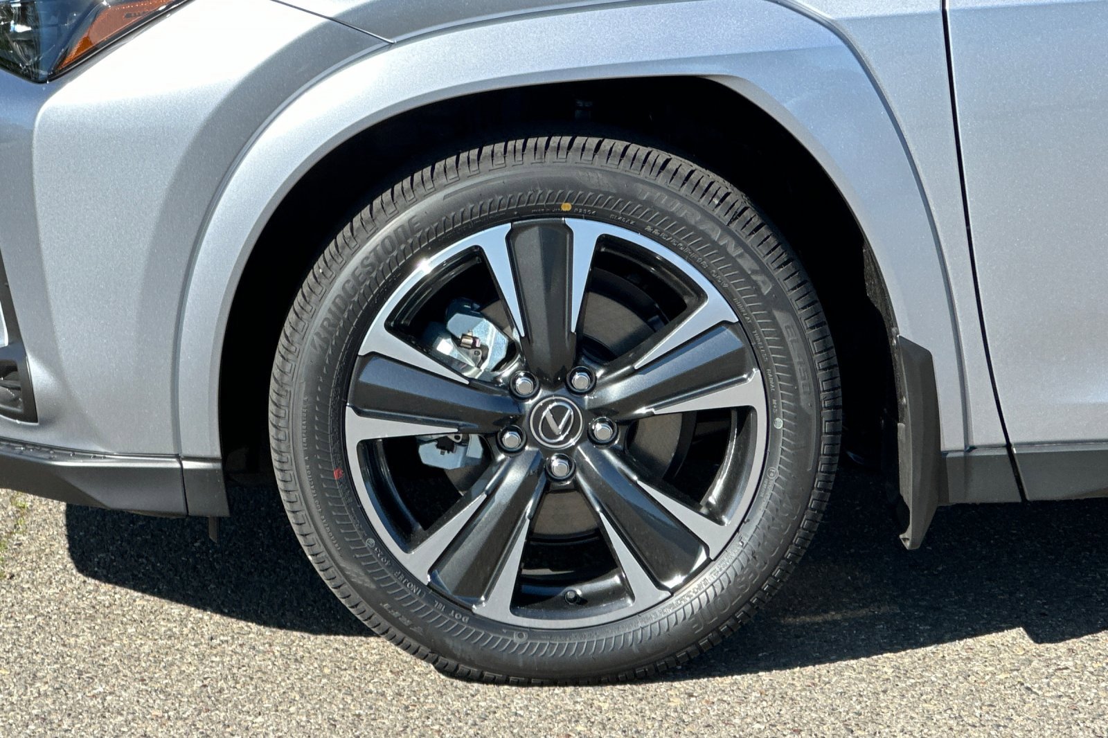 New 2026 Lexus UX 300h FWD image 25