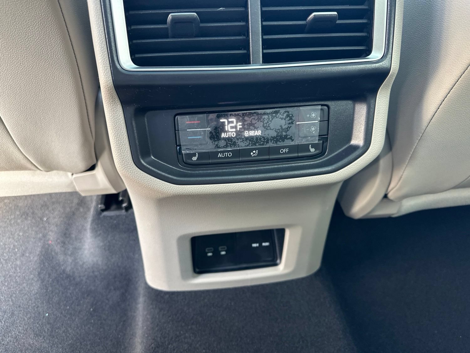 New 2026 Volkswagen Atlas SEL Premium R-Line AWD/4WD image 22