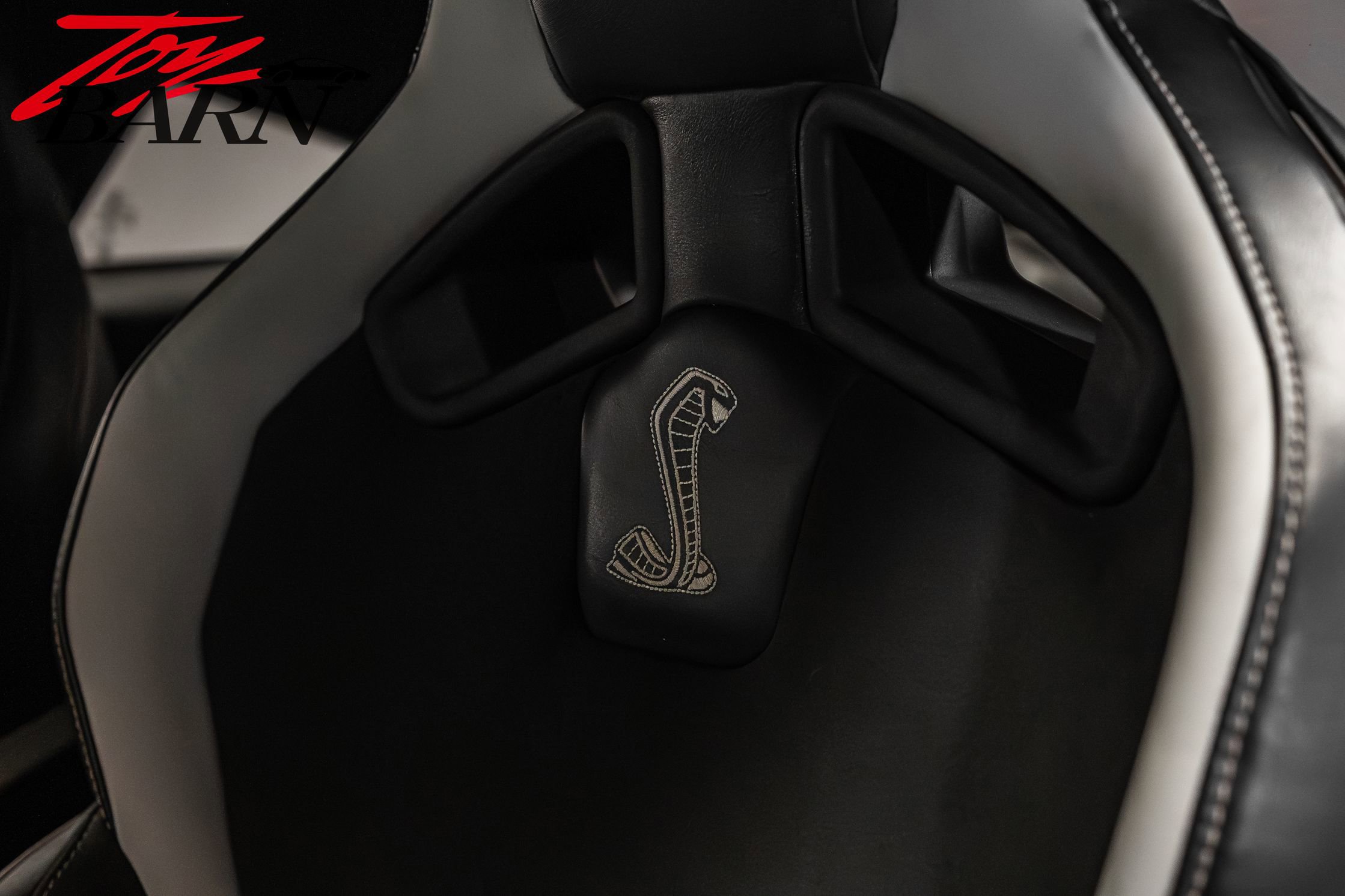 Used 2020 Ford Mustang Shelby GT500 w/ Technology Package image 23