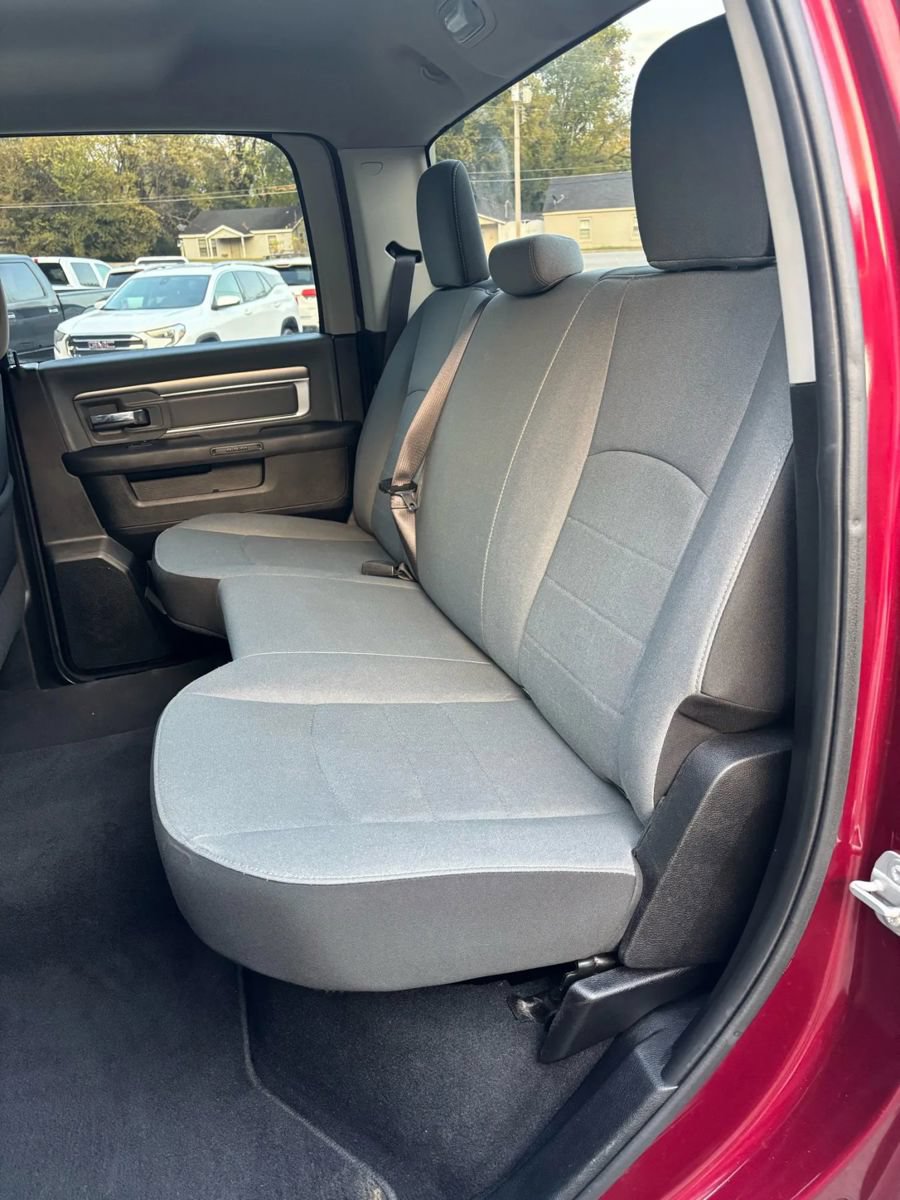Used 2021 RAM 1500 Classic SLT AWD/4WD image 14