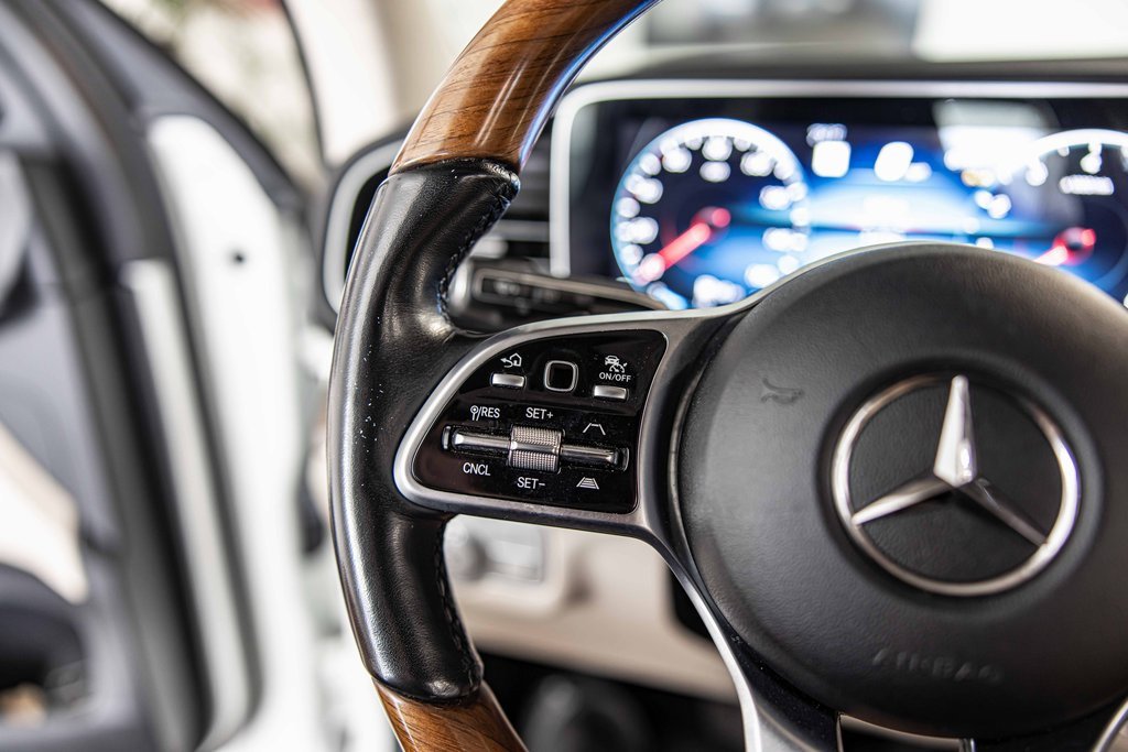 Used 2022 Mercedes-Benz GLE 450 4MATIC w/ Revised AMG Line Exterior image 25