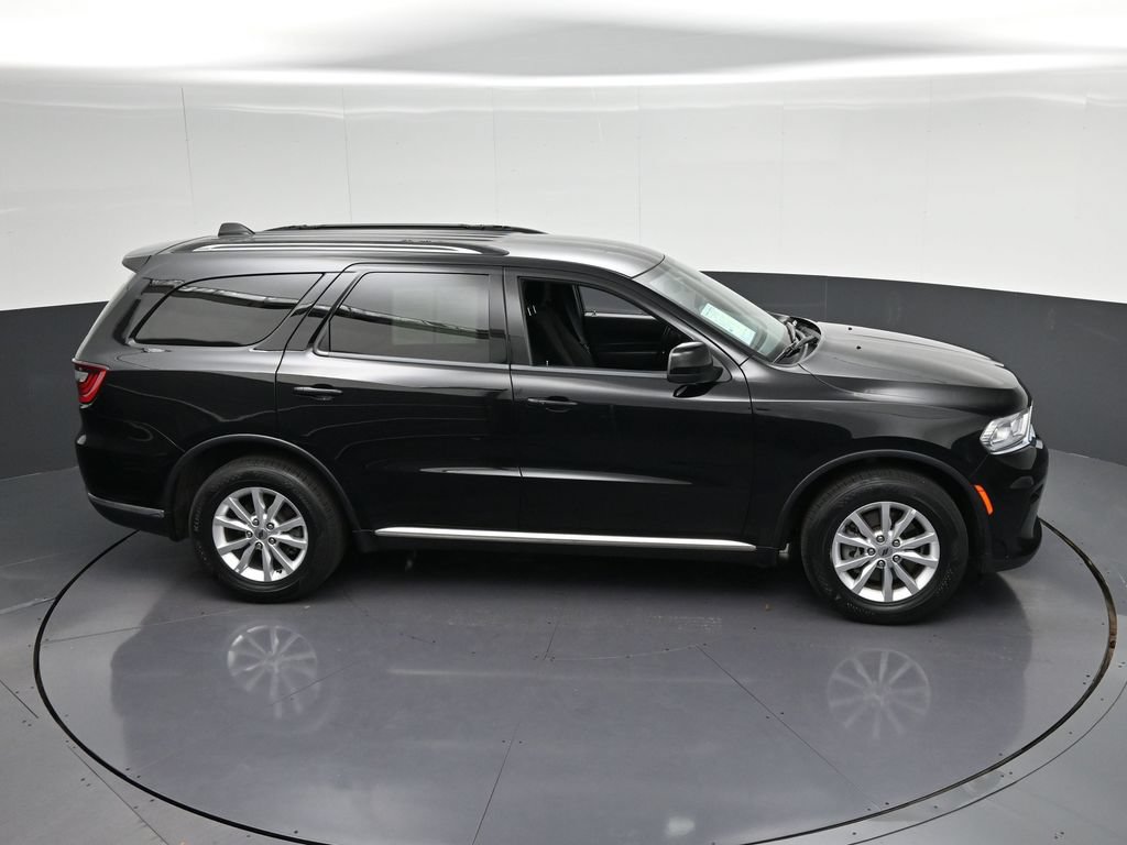 Used 2024 Dodge Durango SXT w/ 3rd Row Seating Group RWD image 23