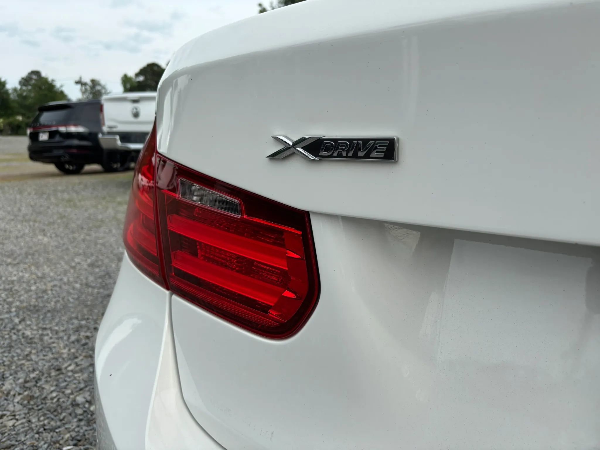 Used 2015 BMW 328i xDrive Sedan AWD/4WD image 12