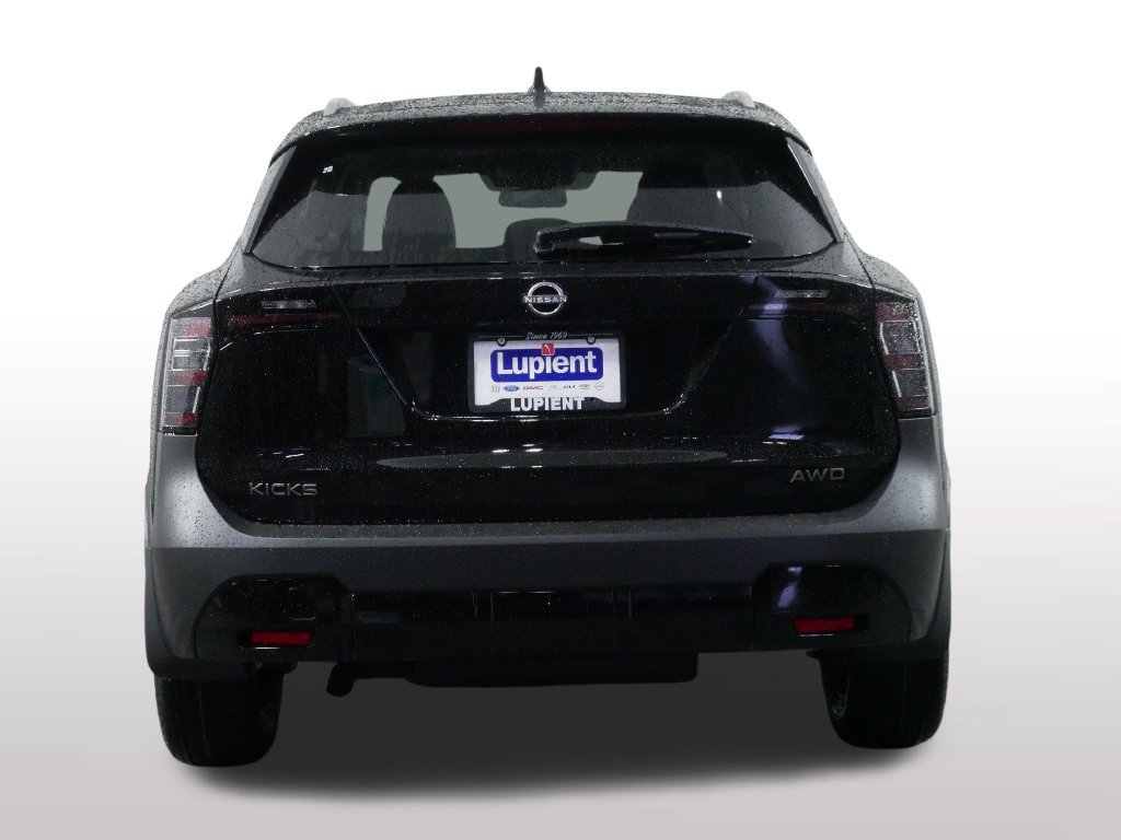 New 2027 Nissan Kicks SV AWD/4WD image 7