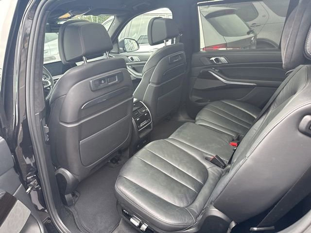 Used 2019 BMW X7 xDrive50i w/ M Sport Package image 10