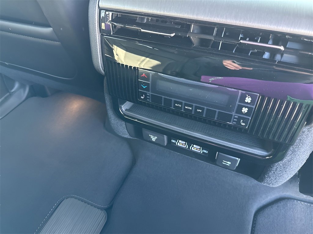 New 2026 Jeep Grand Wagoneer Limited image 19