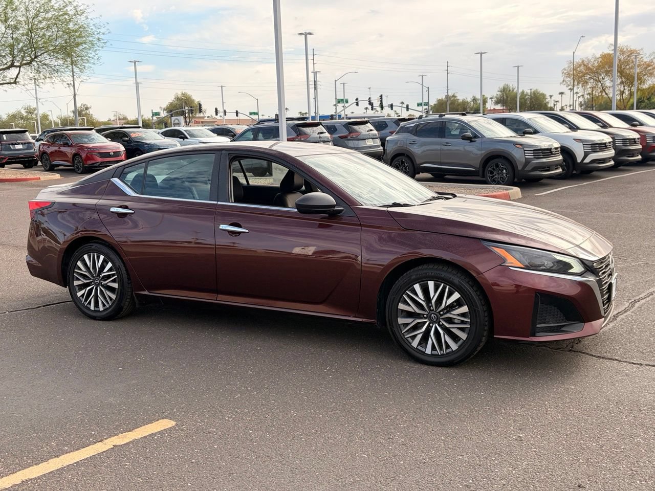 Certified 2024 Nissan Altima 2.5 SV FWD image 8