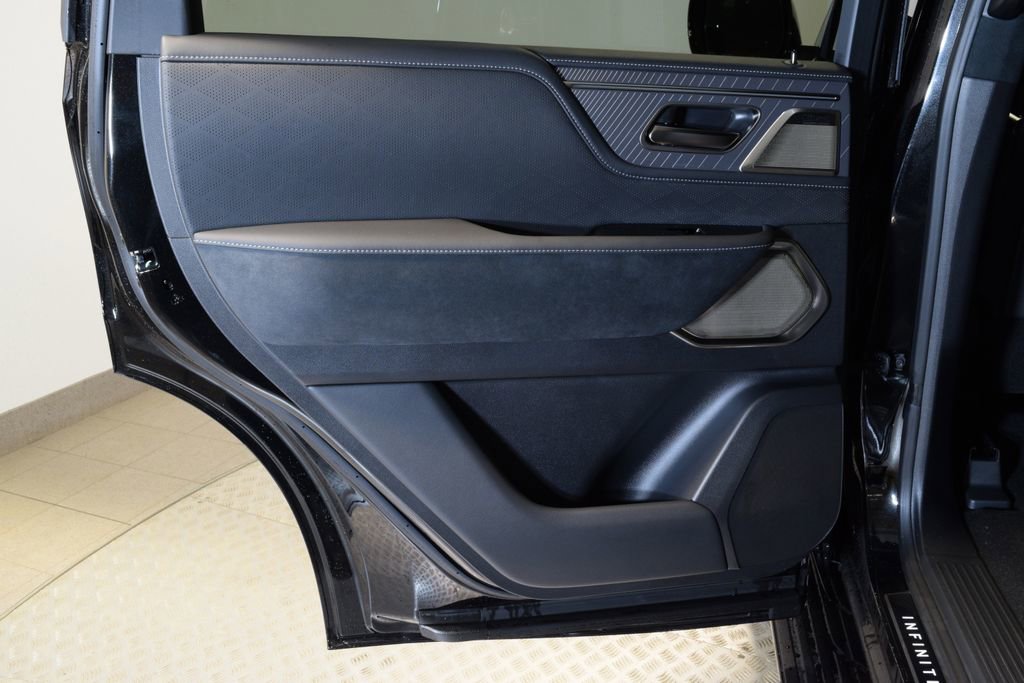 New 2026 INFINITI QX80 Autograph w/ Premium Cargo Package image 30