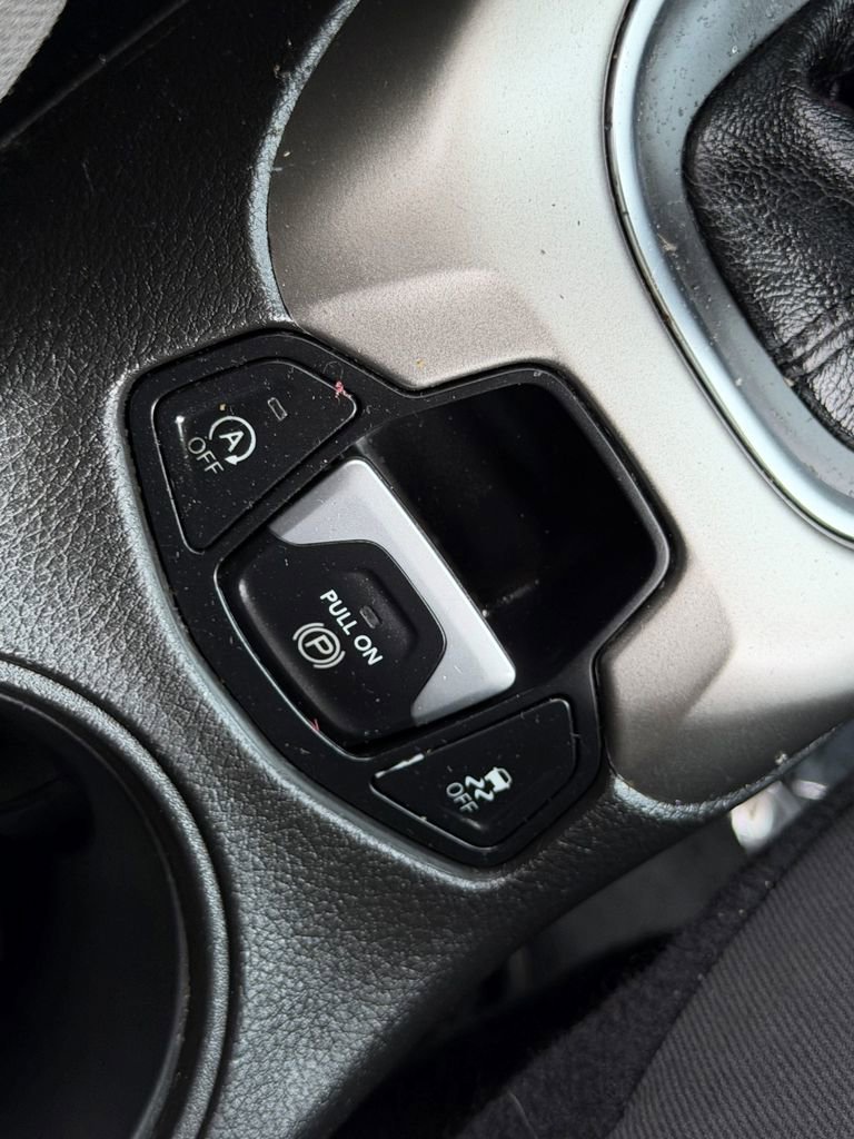 Used 2018 Jeep Compass Sport w/ Tech Group image 27