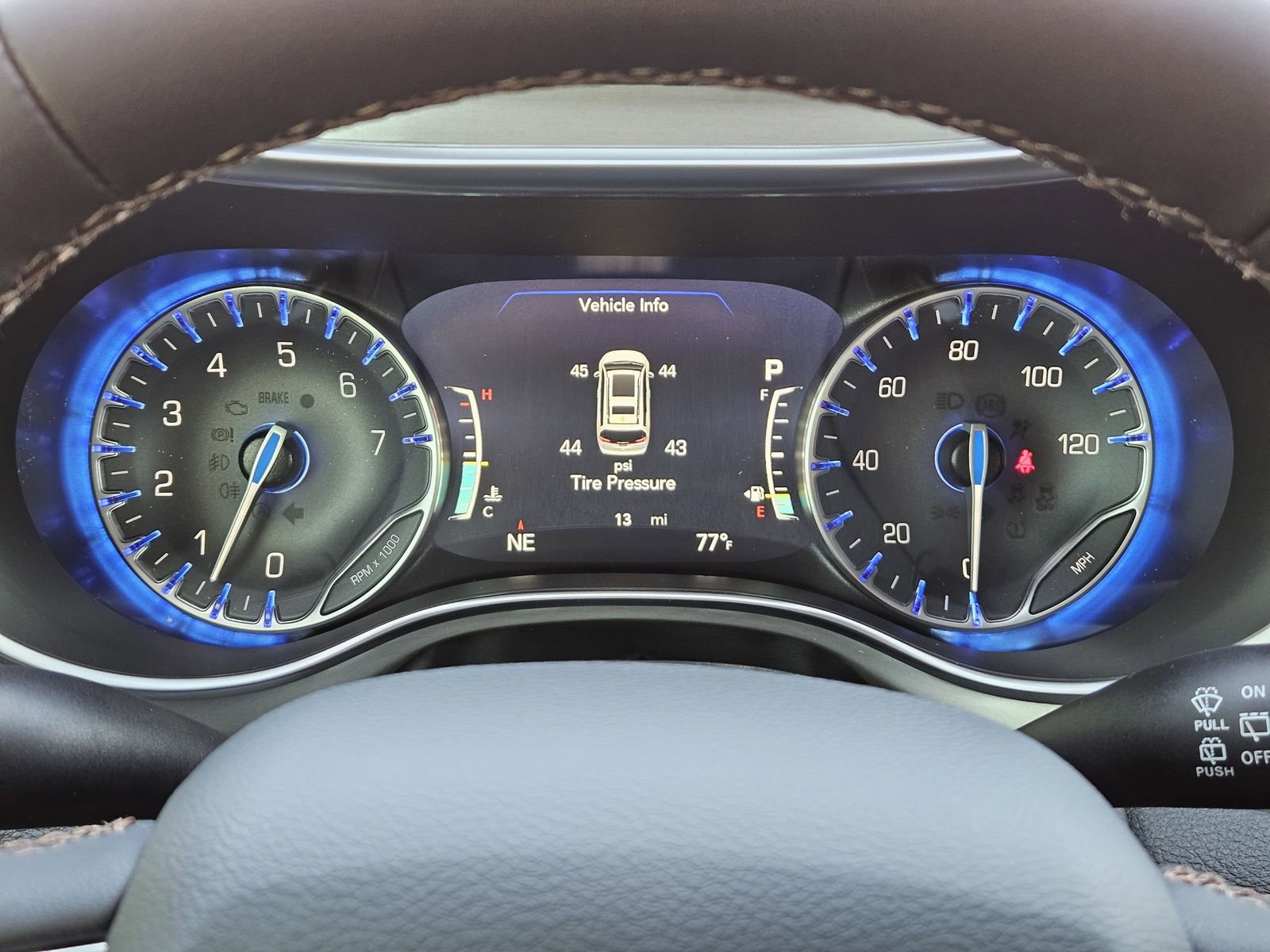 New 2026 Chrysler Pacifica Pinnacle FWD image 17