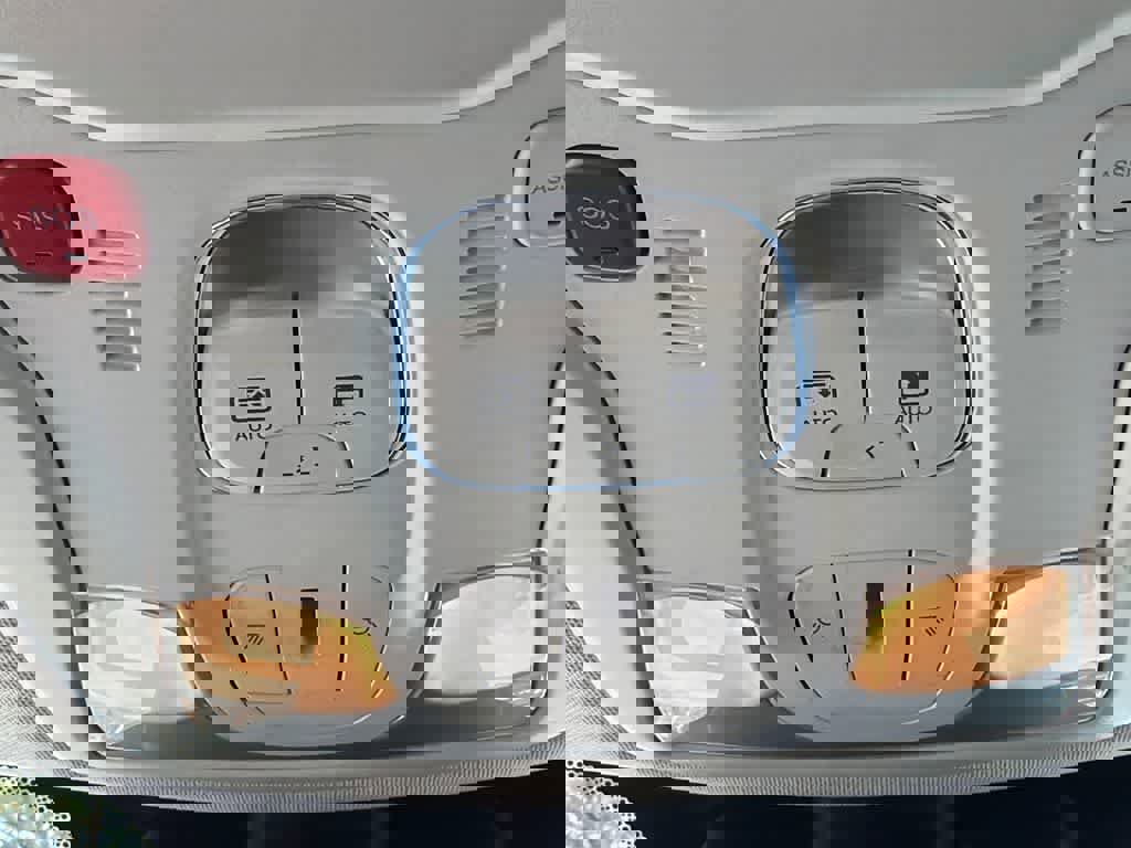 Used 2021 Jeep Renegade Trailhawk w/ Sun & Sound Group image 30