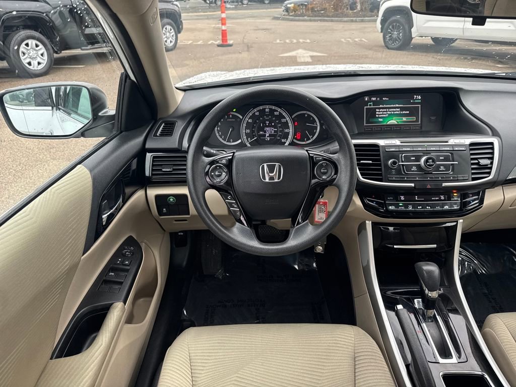 Used 2016 Honda Accord LX image 11