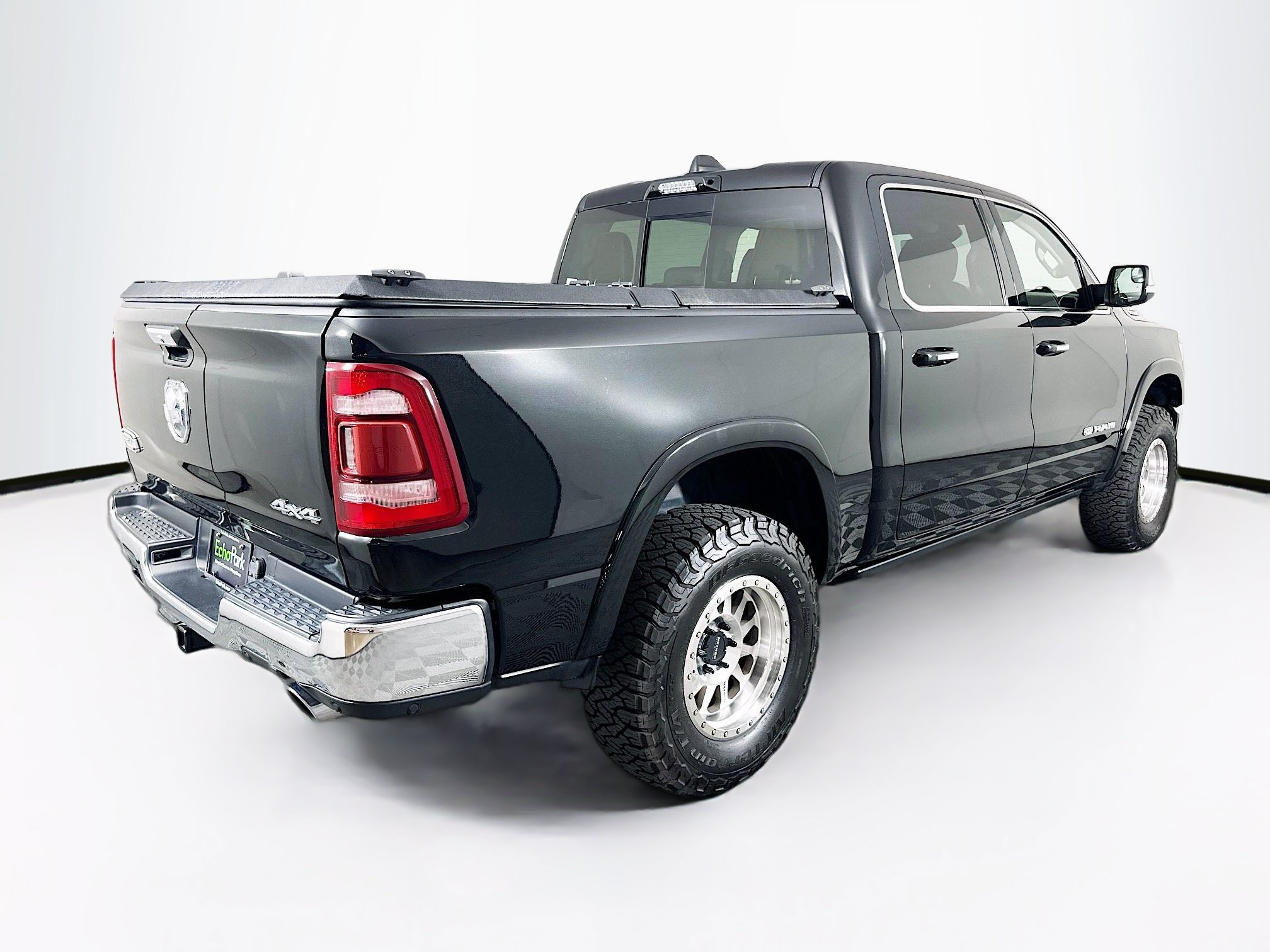 Used 2022 RAM 1500 Limited AWD/4WD image 9