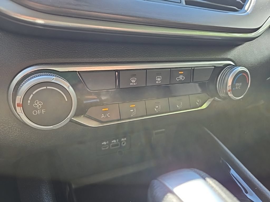 Used 2024 Nissan Altima 2.5 SV FWD image 21