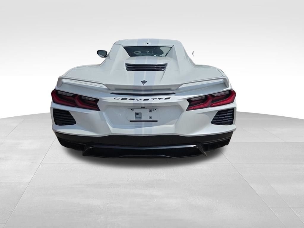 Used 2023 Chevrolet Corvette Stingray Premium Conv w/ Z51 Performance Package RWD image 7