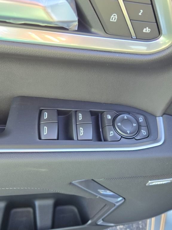 New 2026 Chevrolet Silverado 1500 LTZ w/ LTZ Premium Package image 24