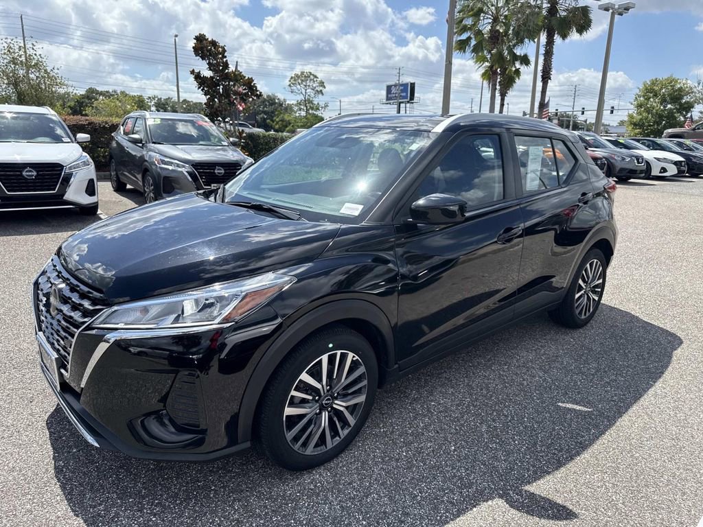 Certified 2023 Nissan Kicks SV image 8