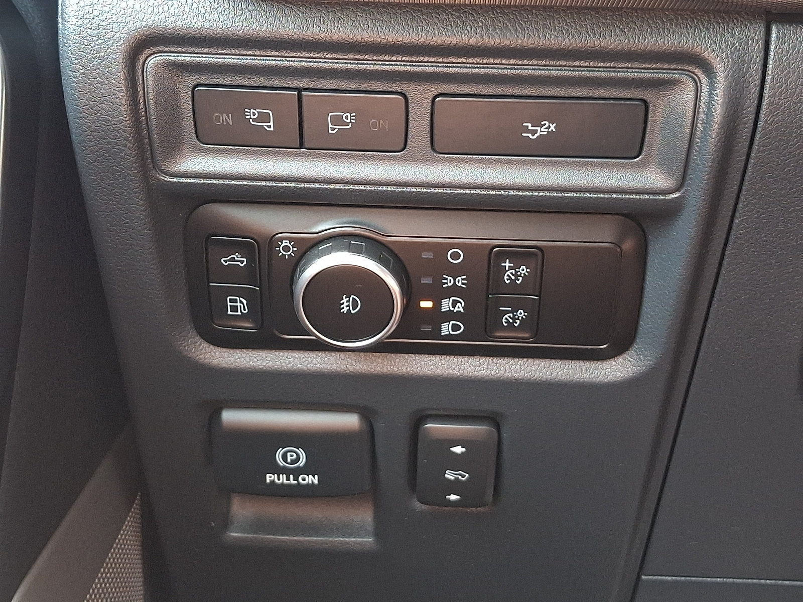 Certified 2023 Ford F150 Platinum AWD/4WD image 24