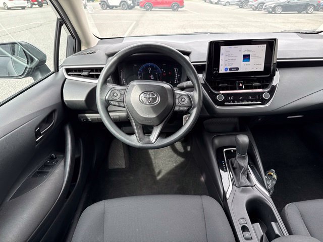 Used 2026 Toyota Corolla LE FWD image 12