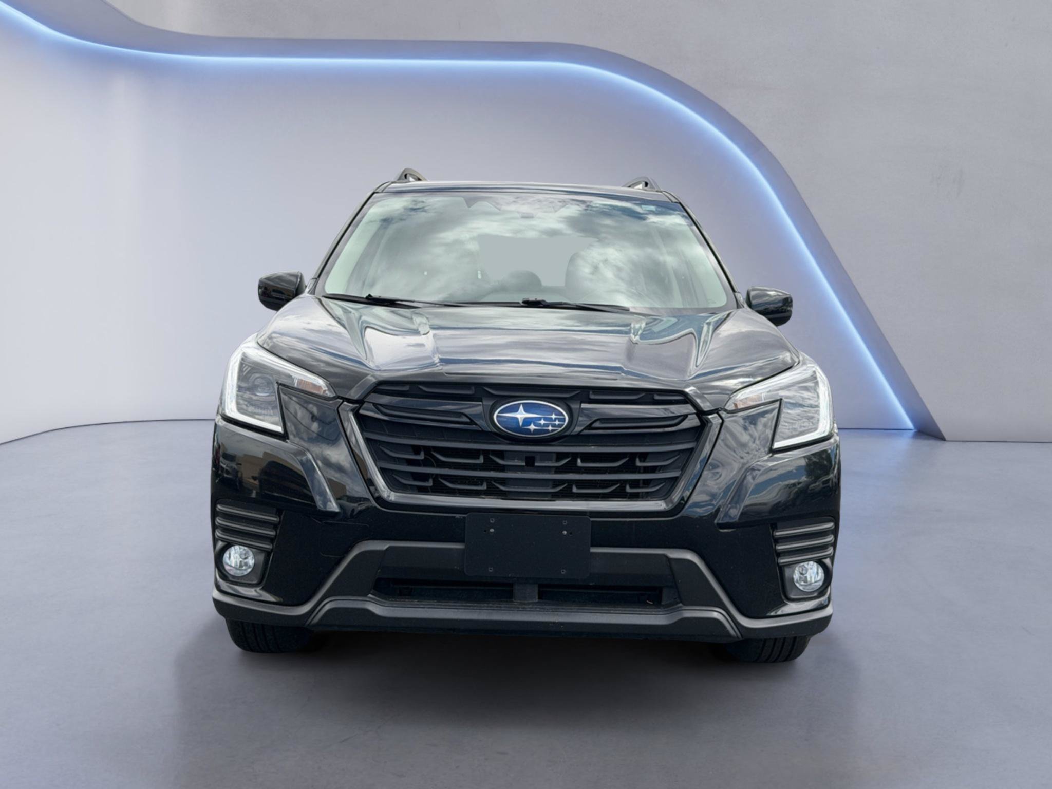 Used 2022 Subaru Forester Premium AWD/4WD image 2
