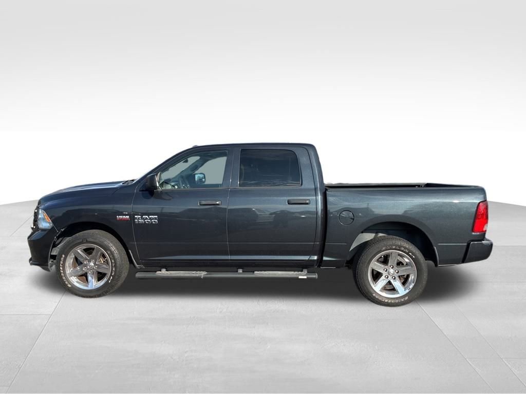 Used 2017 RAM 1500 Express image 2