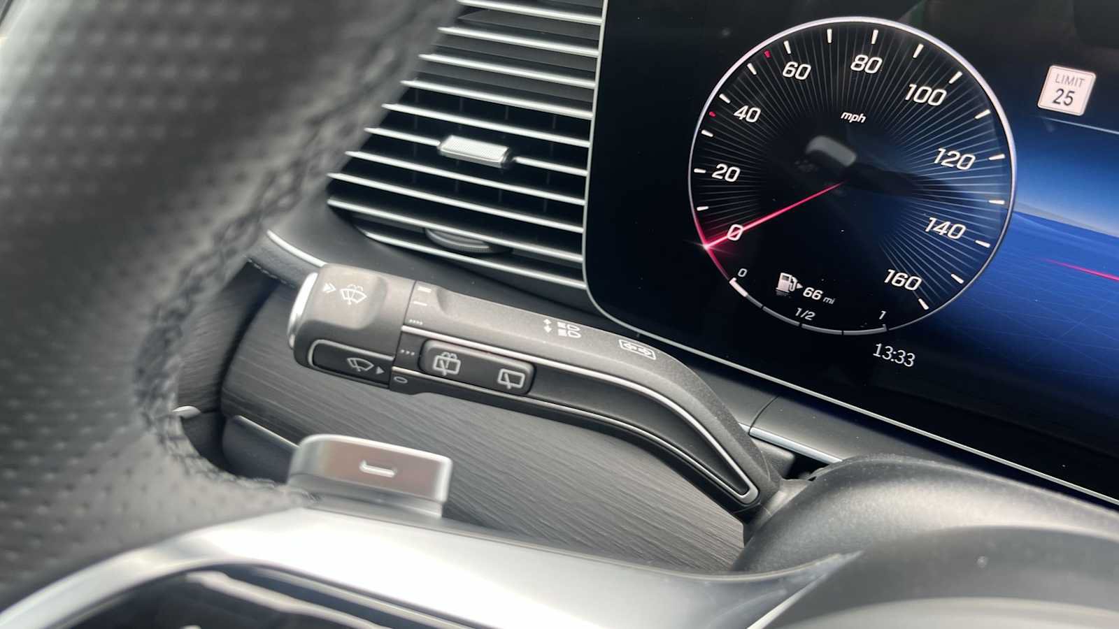 New 2026 Mercedes-Benz GLS 450 4MATIC image 42