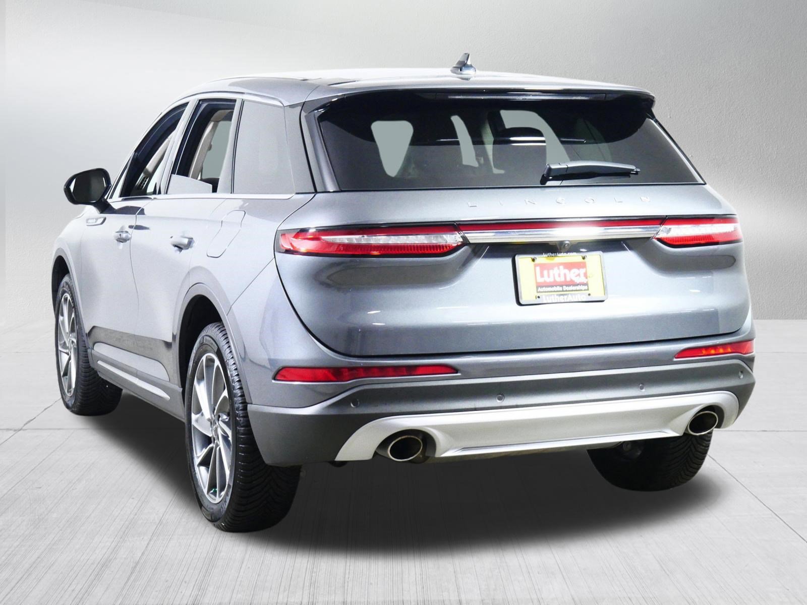 Used 2024 Lincoln Corsair Premiere w/ Equipment Group 101A image 5