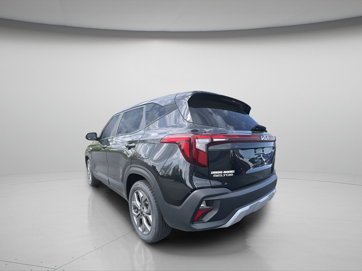 Used 2024 Kia Seltos LX AWD/4WD image 3